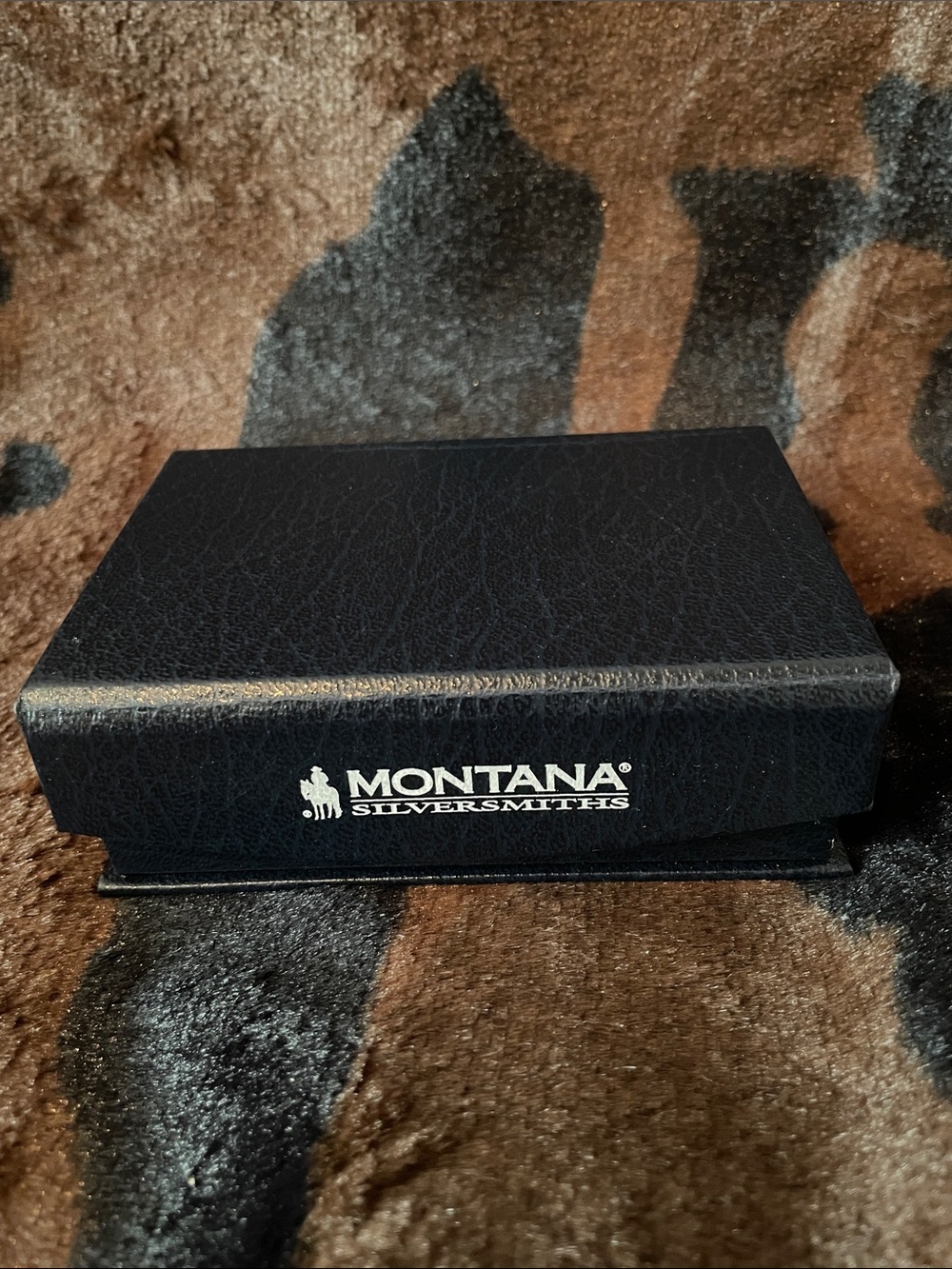 “Montana” Dangle Earring & Necklace Set! - Picture 4 of 8